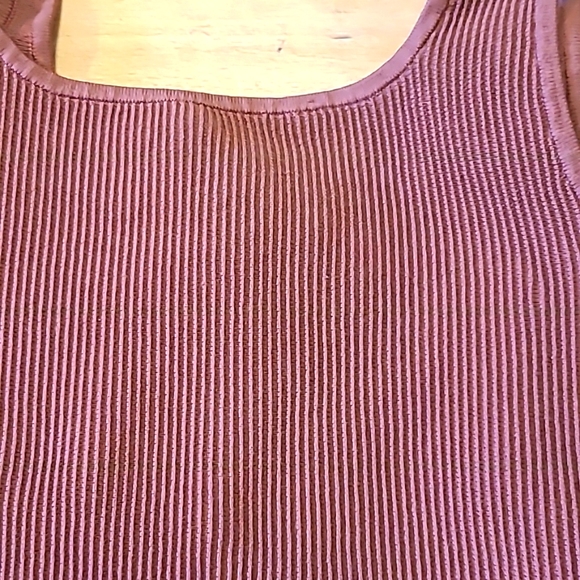 Babaton Sculpt Knit Square Neck Crop Tops Set of 2 - Picture 8 of 8